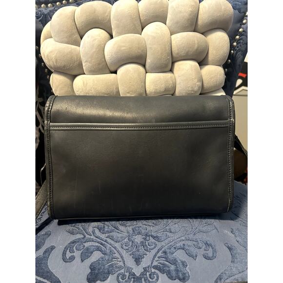 Coach Ridgefield Navy Smooth Leather Crossbody - Picture 5 of 14